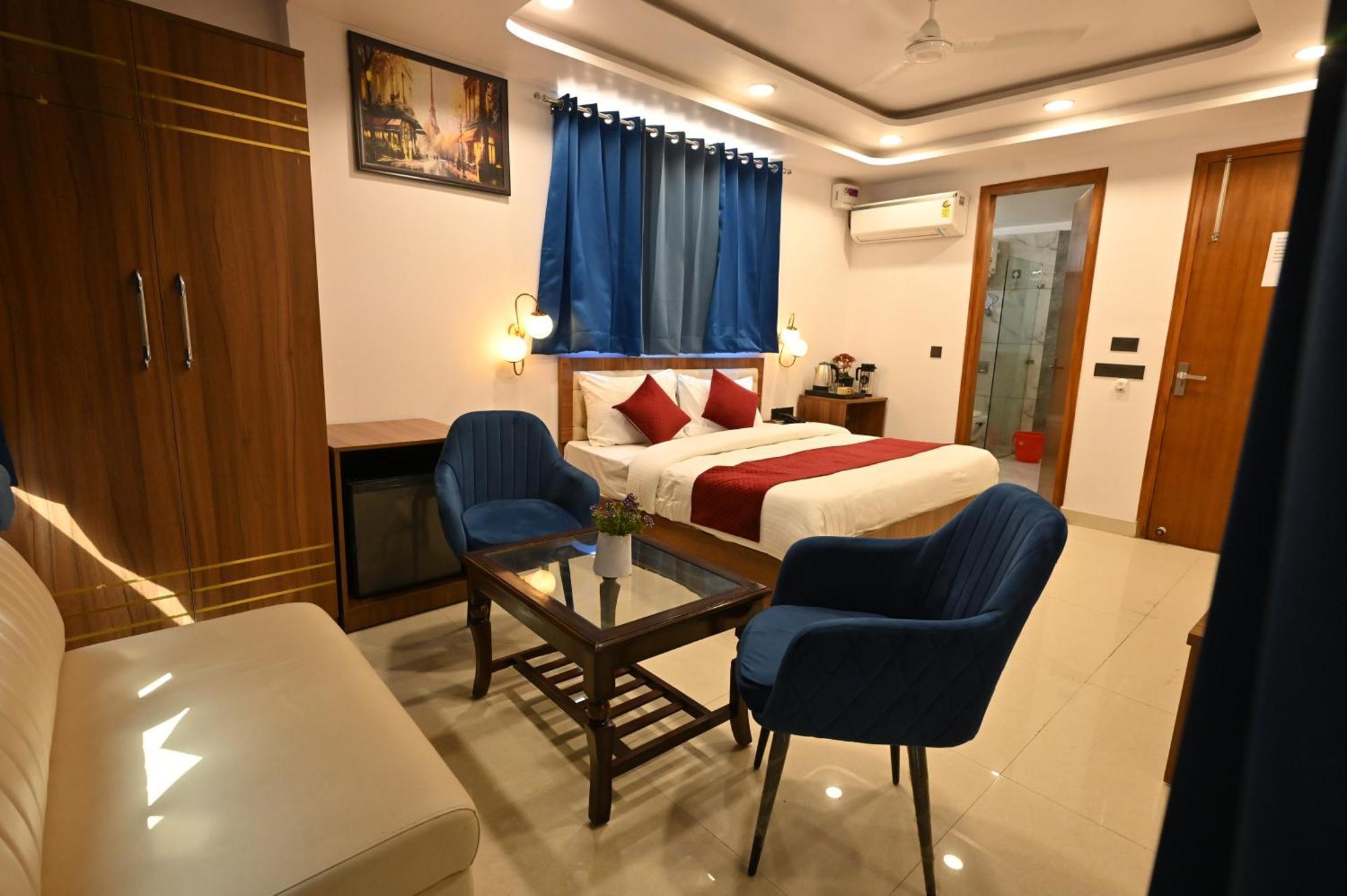 Hotel Down Town Paschim Vihar Delhi  Exterior photo